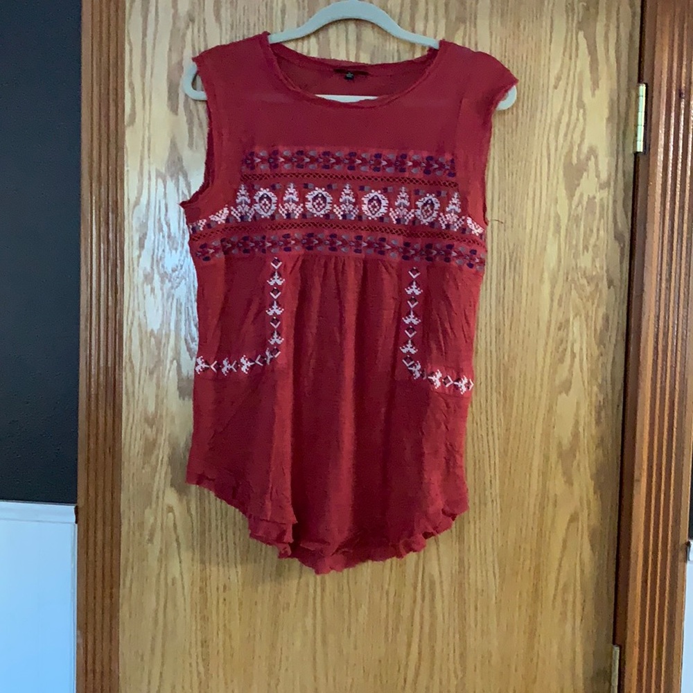 Embroilered top